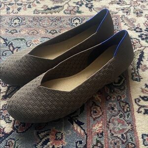 Rothy’s the flat safari basketweave Round Toe olive green khaki size 8.5